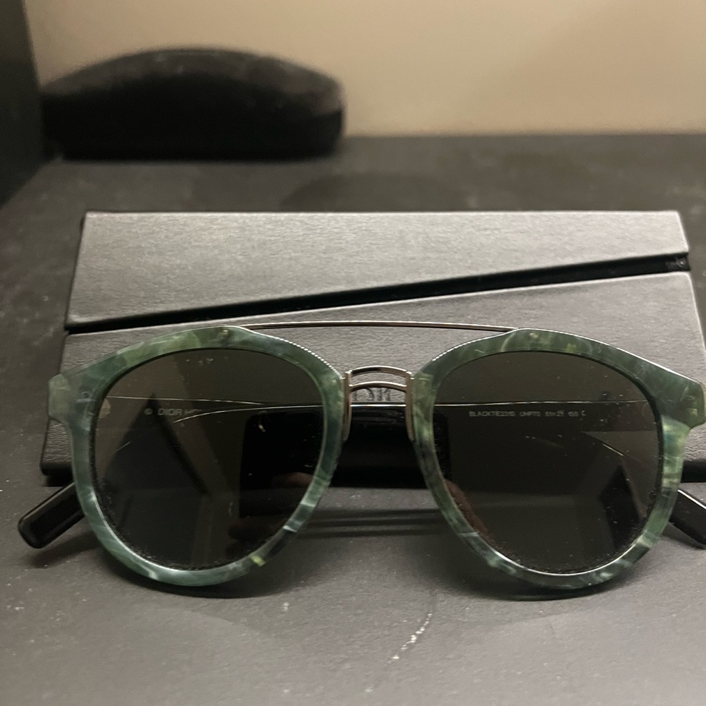 Dior mens green/black sunglasses